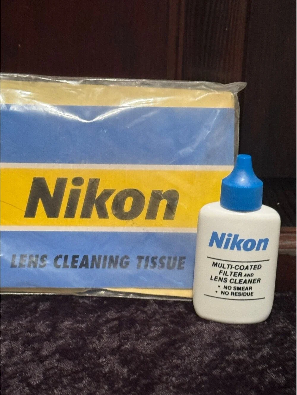 VintageNikon Lens Cleaning Kit w/Ultra Brush/Lens Cleaning Tissue & Multi-Coated